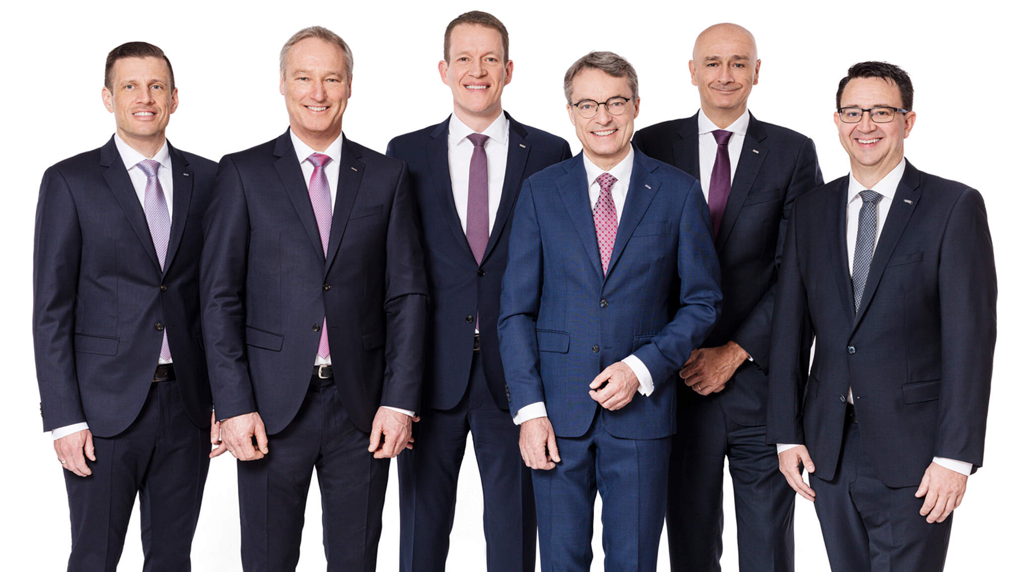 Alexander Tonn, Managing Director European Logistics Germany (from 1.1.2021 COO Road Logistics), Michael Schilling, COO Road Logistics; Burkhard Eling, CFO (from 1.1.2021 CEO); Bernhard Simon, CEO; Edoardo Podest&agrave;, COO Air & Sea Logistics; Stefan Hohm, Corporate Director Corporate Solutions, Research & Development (from 1.1.2021 CDO) 